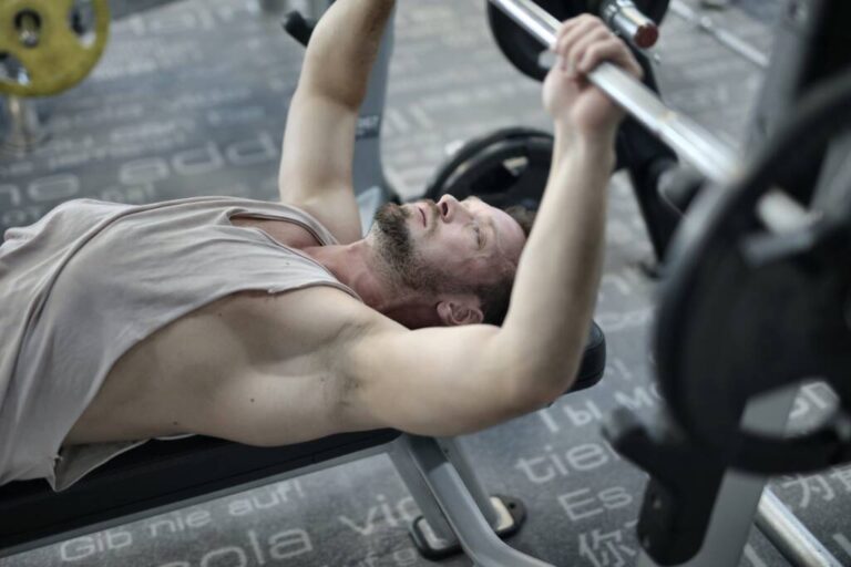 Exercices pour la poitrine pour les hommes – Façons de pomper les muscles de votre poitrine