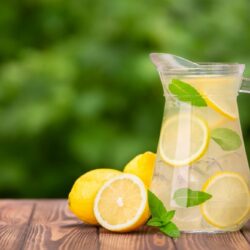 Recette : Eau détox au gingembre