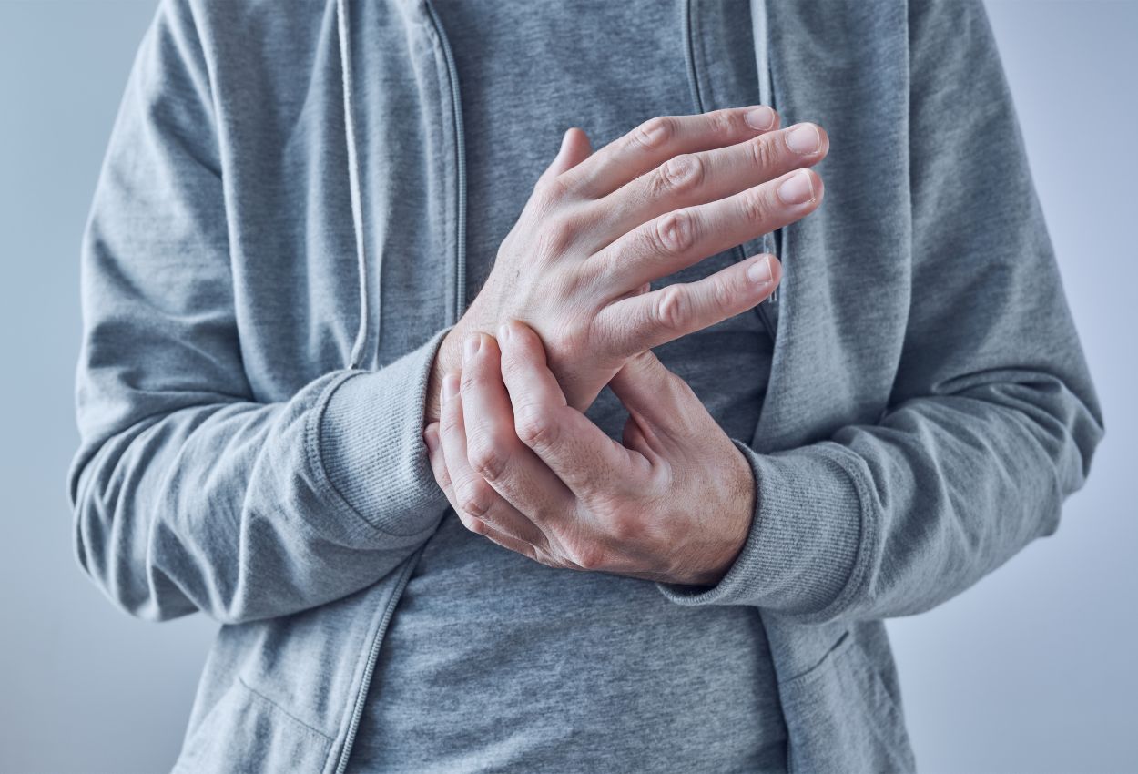 Dites adieu aux douleurs remèdes naturels pour soulager l'arthrite et retrouver votre liberté de mouvement