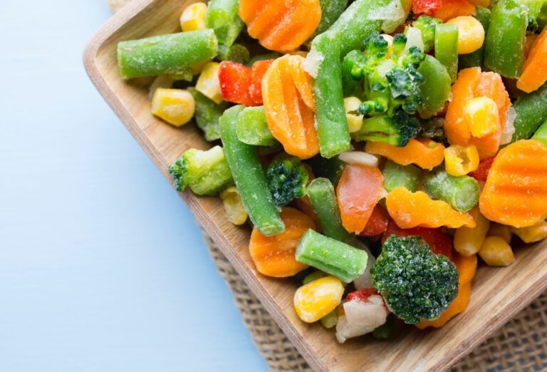 Les bienfaits méconnus des légumes et fruits surgelés : découvrez leurs avantages !