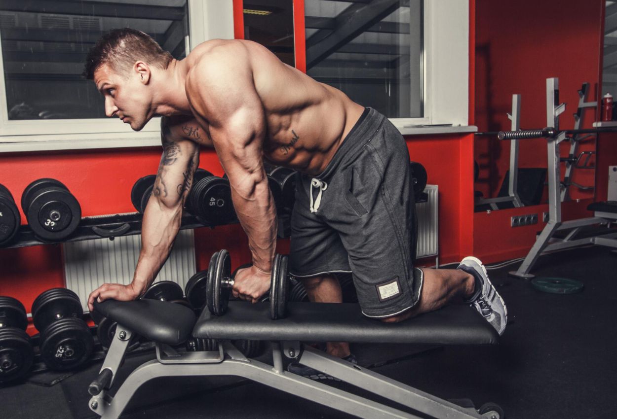 Obtenez les bras de Thor grâce à ces exercices de triceps
